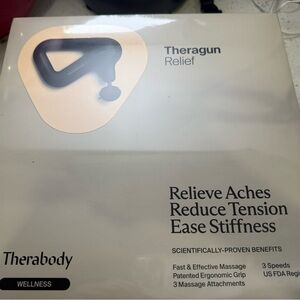 Therabody Theragun Relief - (new)